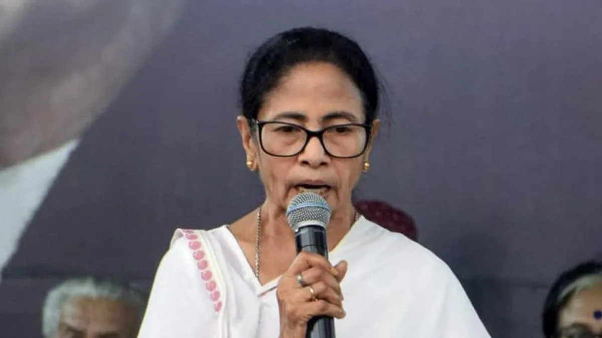Mamata plans protest against&nbsp;LPG, CNG&nbsp;crisis on March 16